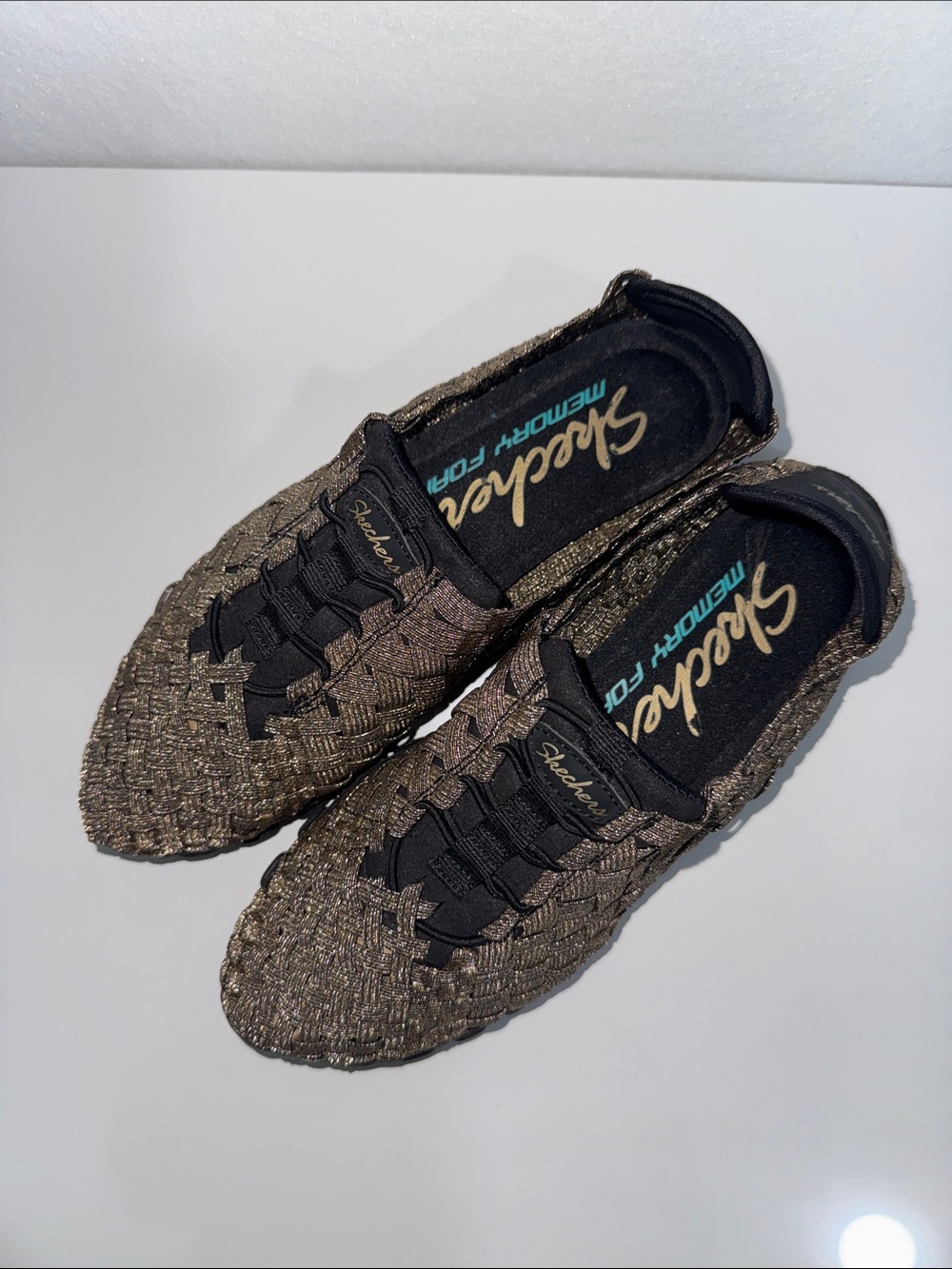 Skechers Memory Foam Bronze Metallic Woven Slip On Shoes Womens 6.5 - Picture 2 of 6